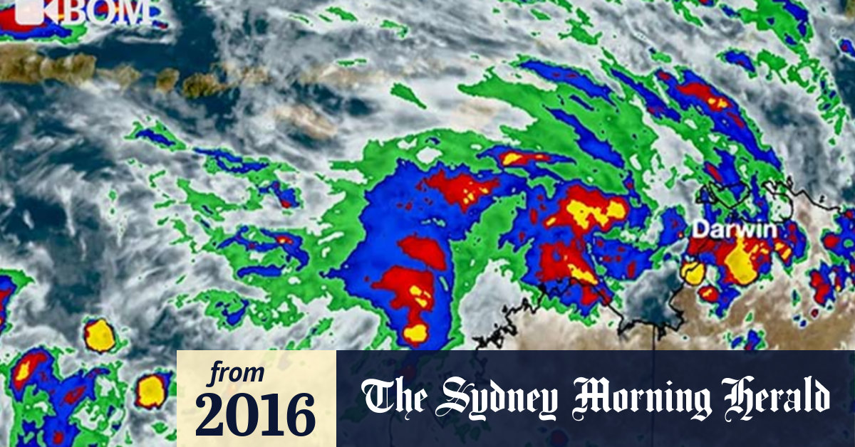 Video Twin Christmas cyclone threat to Australia